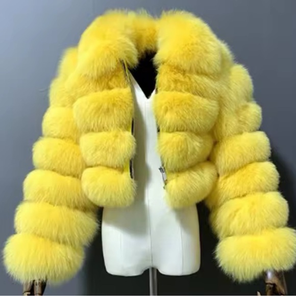 Luxurious Yellow Fur Jacket for Women - Picture 2 of 2